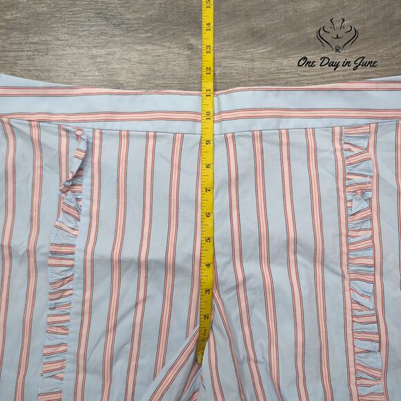 Loft Ruffle Front Shorts Size 10 - Picture 4 of 7